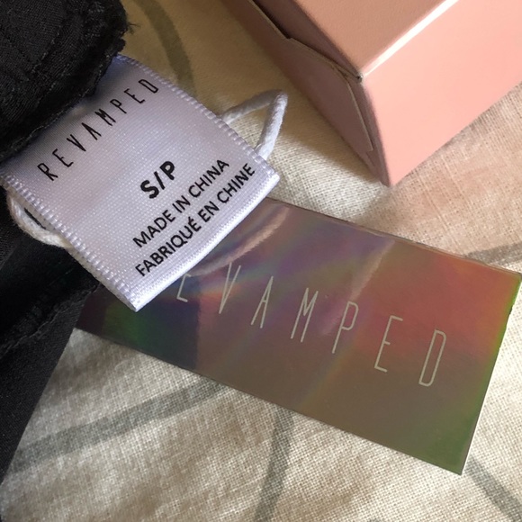 Urban Behaviour Bell Bottom Pants. - Picture 4 of 6